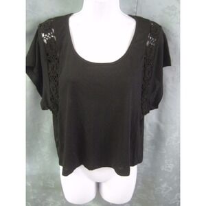 Audrey Ann Crochet Lace Trimmed Thin T-Shirt Top Junior's Size Medium NWT